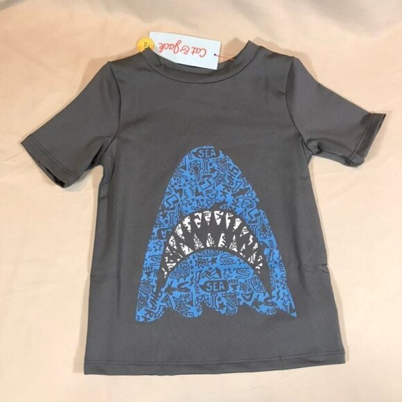 Boys Cat & Jack Shark Swim Shirt / Rash Guard Size 2T - Picture 1 of 3